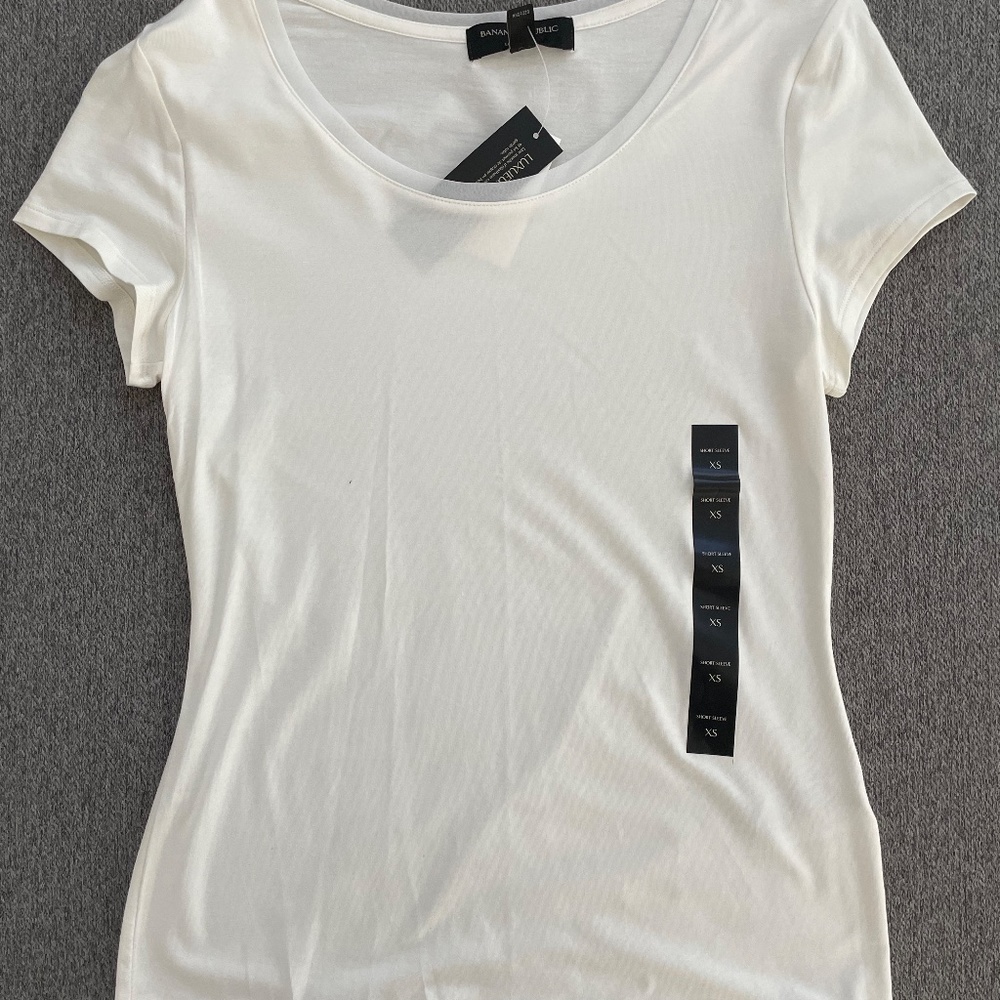 Banana Republic White Tee